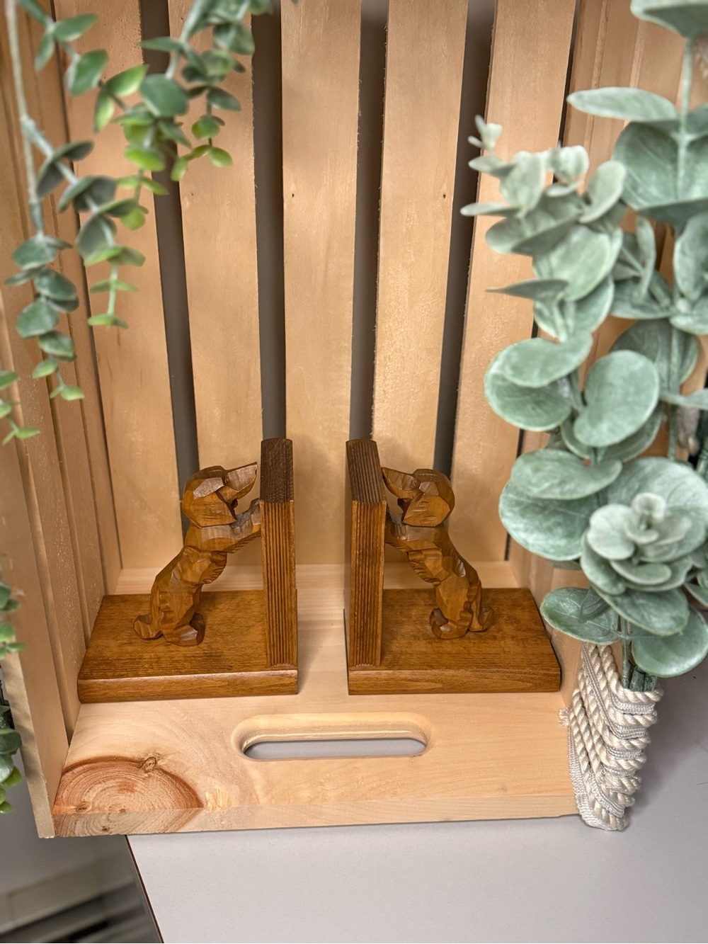 Vintage (40s-60s) Hand-Carved Dachshund Bookends - Mid-Century Modern